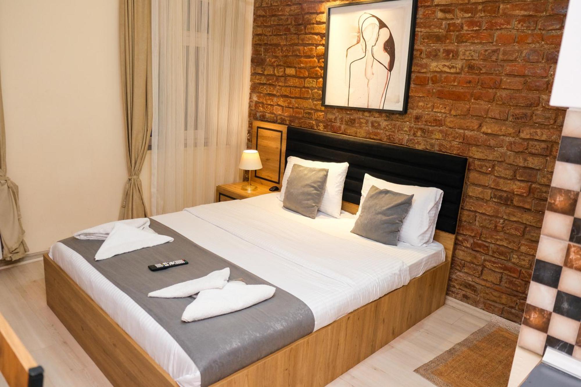 Taksim Nikea Suites 80 อิสตันบูล ภายนอก รูปภาพ