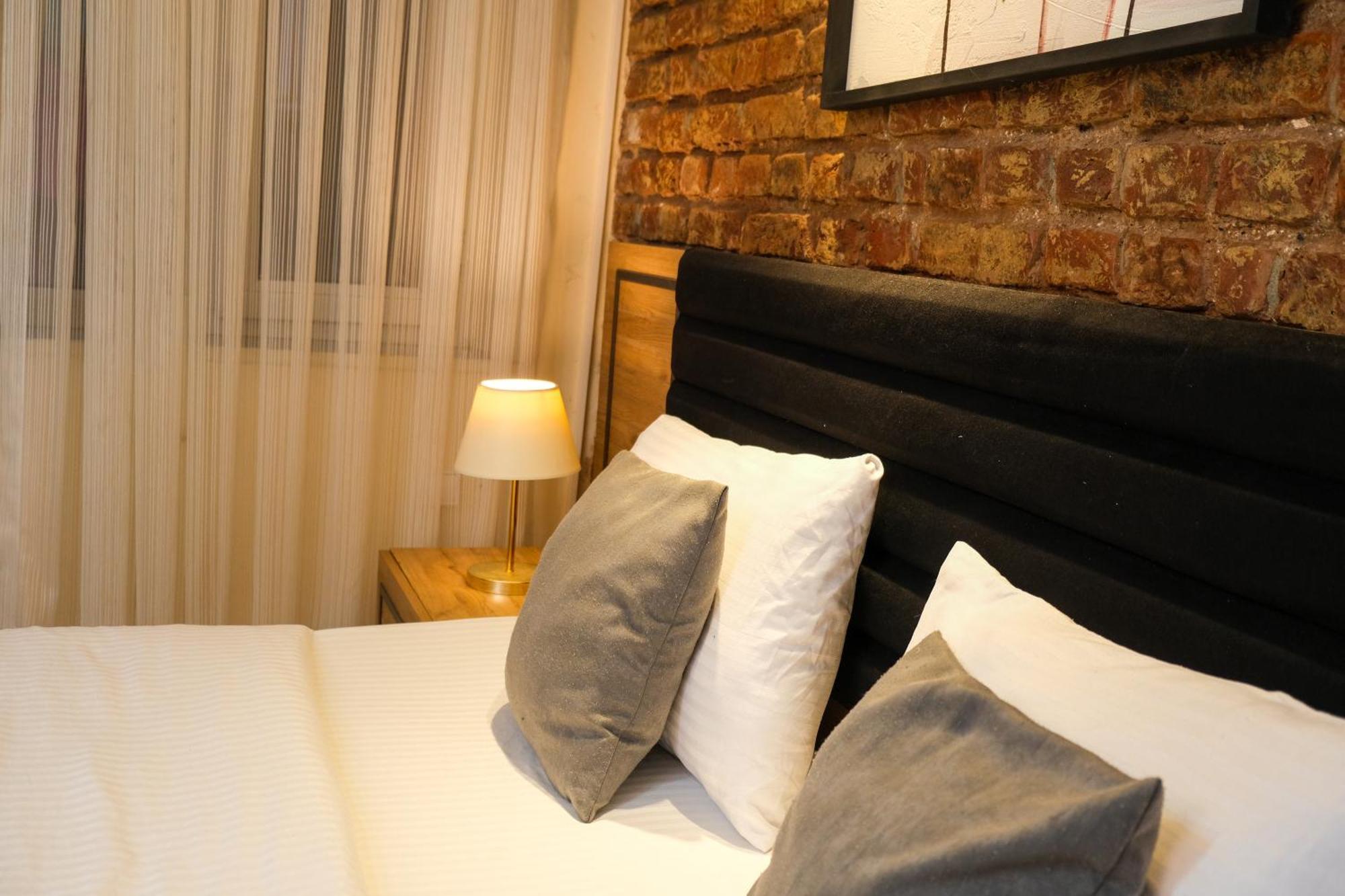 Taksim Nikea Suites 80 อิสตันบูล ภายนอก รูปภาพ