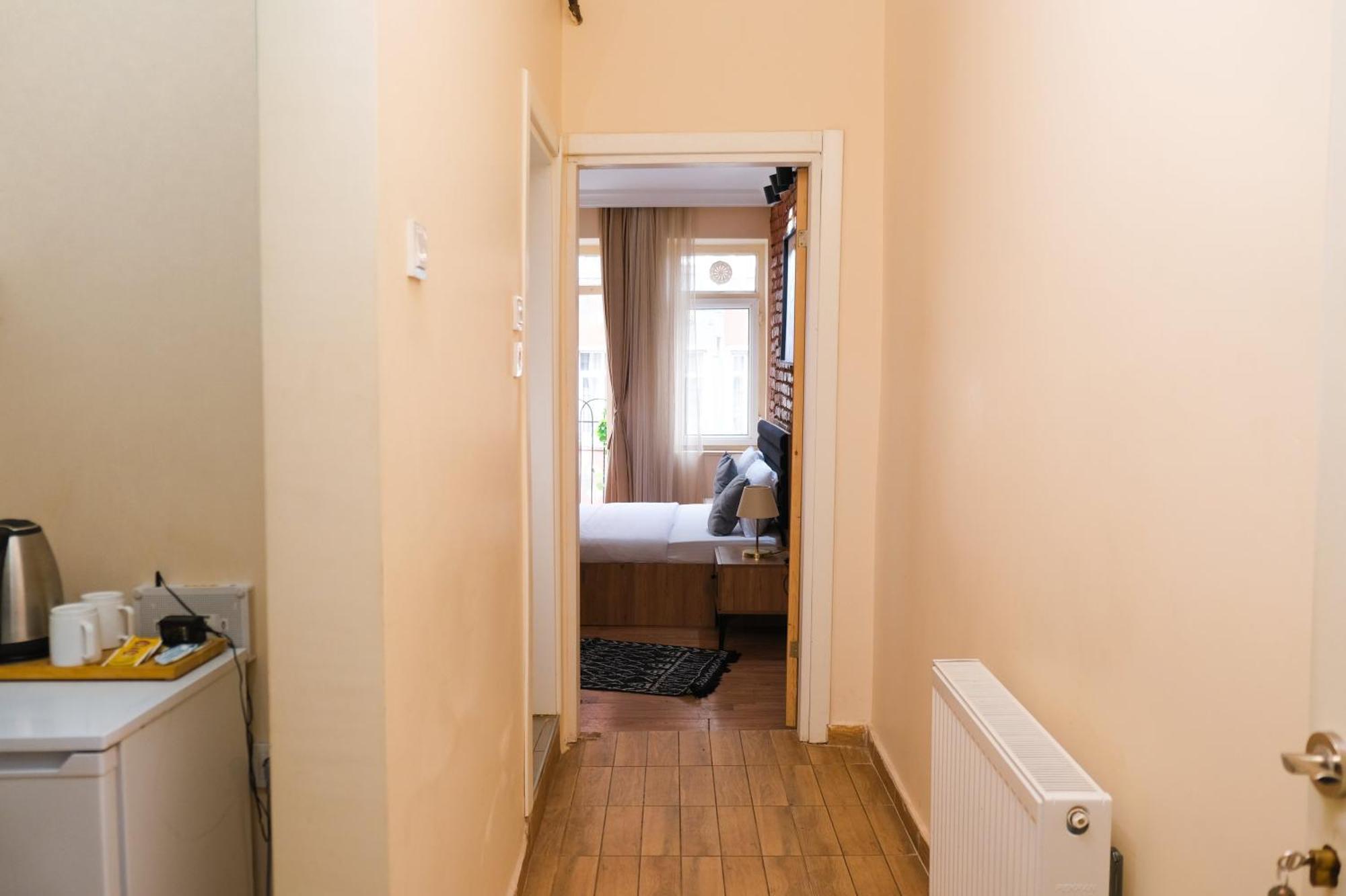 Taksim Nikea Suites 80 อิสตันบูล ภายนอก รูปภาพ